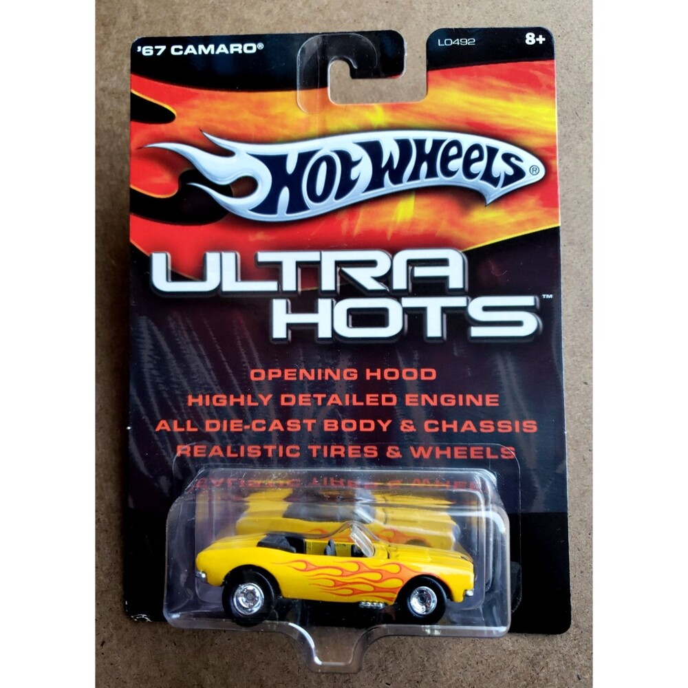 2006 Hot Wheels Ultra Hots  '67 CHEVY CAMARO CONVERTIBLE Yellow Real Riders DDRR